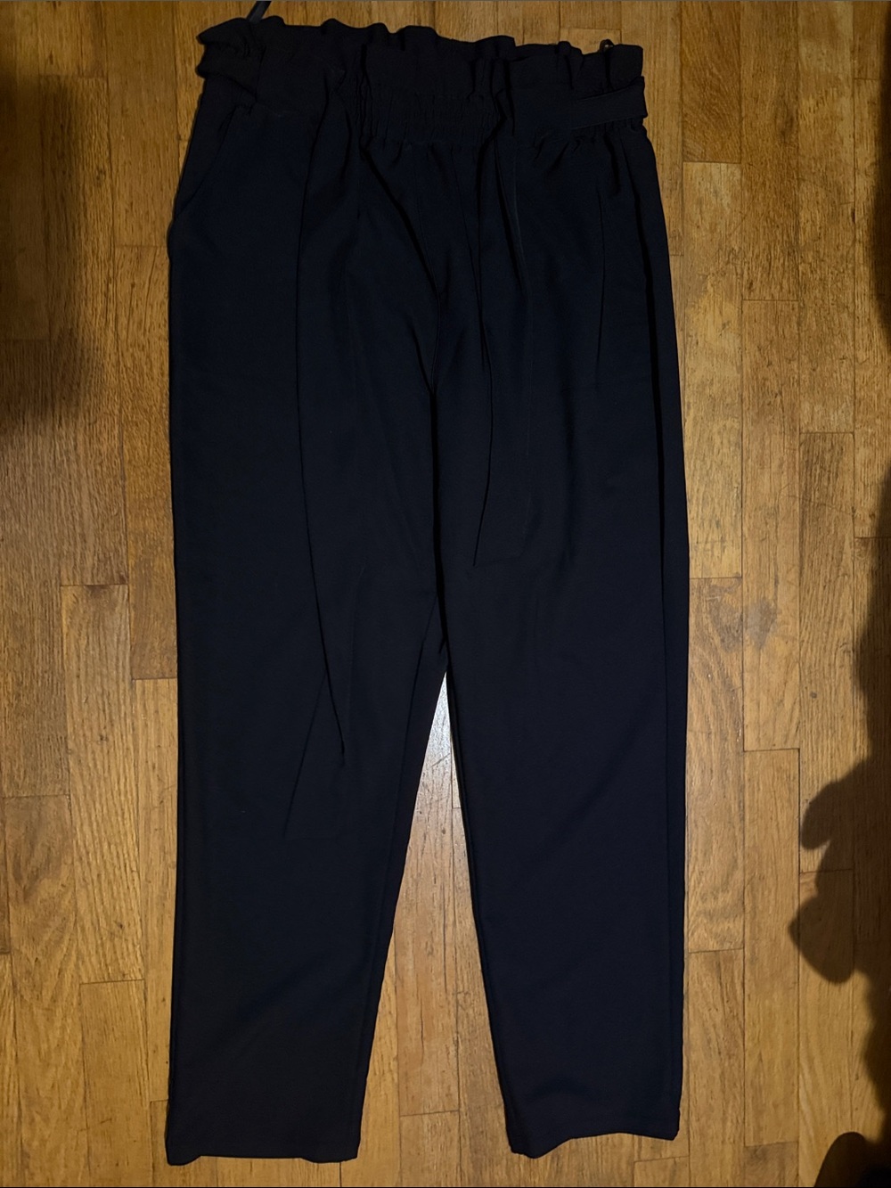 Women’s Black Elastic-Waist Tapered Pants